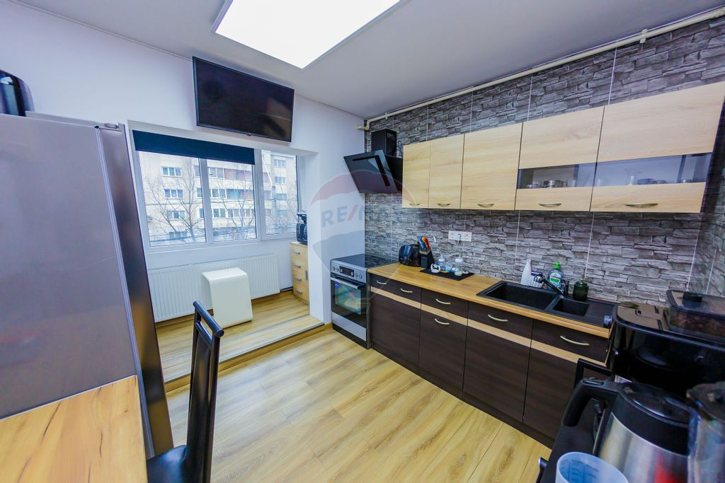 Apartament cu 2 camere de vânzare în zona Republicii