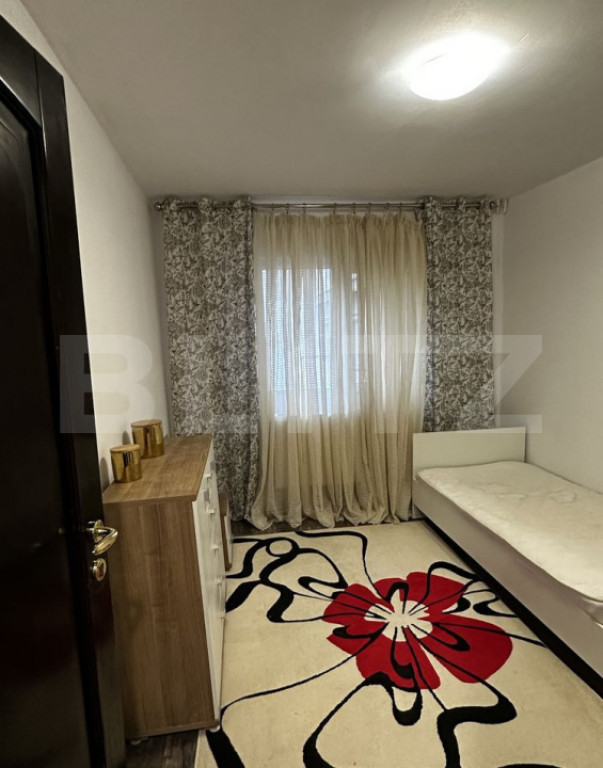 Inchiriere Apartament 3 dormitoare + living | decomandat | C