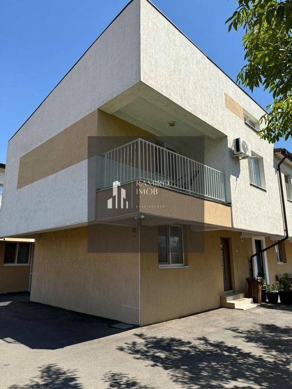 Vilă tip duplex P+1E+M, 81 mp + pona Metalurgieid 56 mp ...