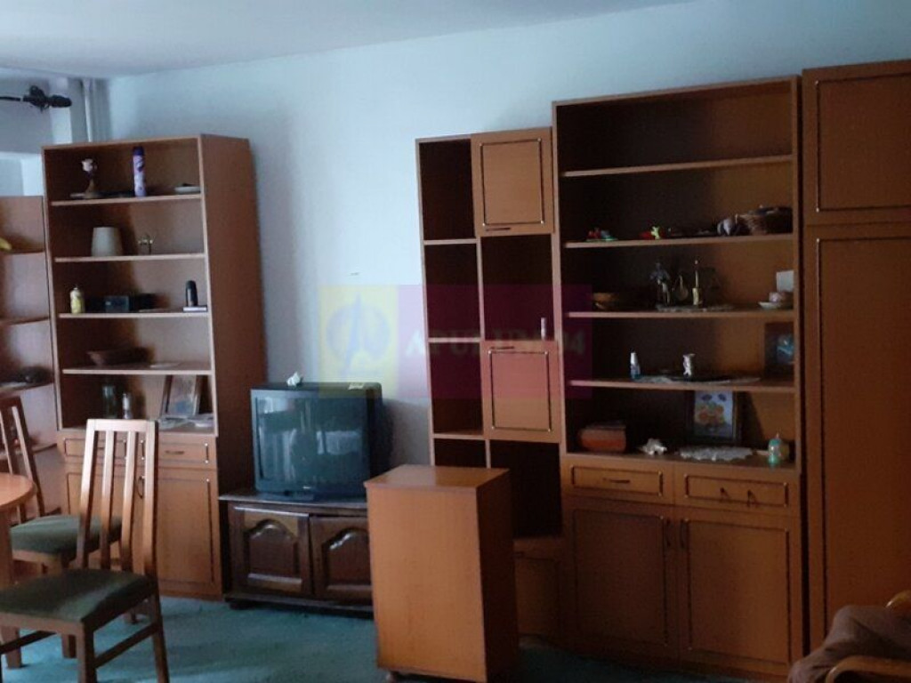 Vanzare garsoniera zona Panduri