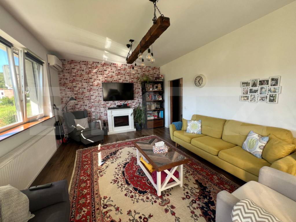 Apartament 3 camere decomandate, etaj intermediar, garaj, Ca