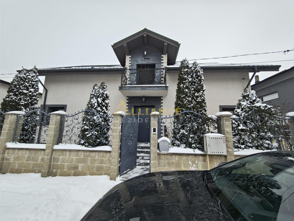 Casa 6 camere - 4 bai - 2 min de Bvd 1 mai DE INCHIRIAT