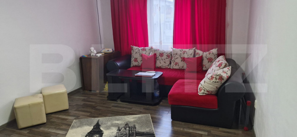 Apartament cu 2 camere si 2 balcoane, decomandat