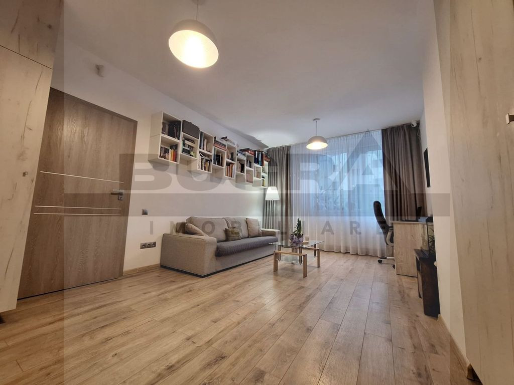 Apartament cu 2 camere decomandate, 58 mp, 2 garaje, zona...