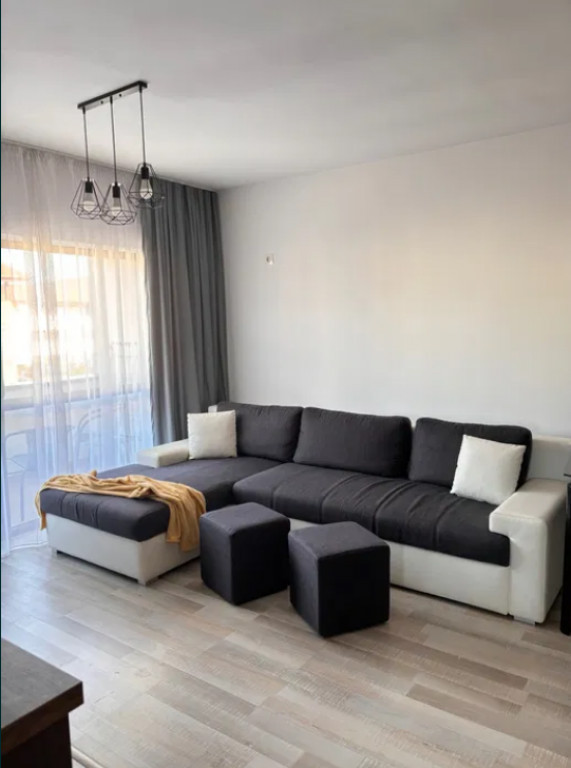 Apartament 2 camere, tip studio - zona Sanpetru