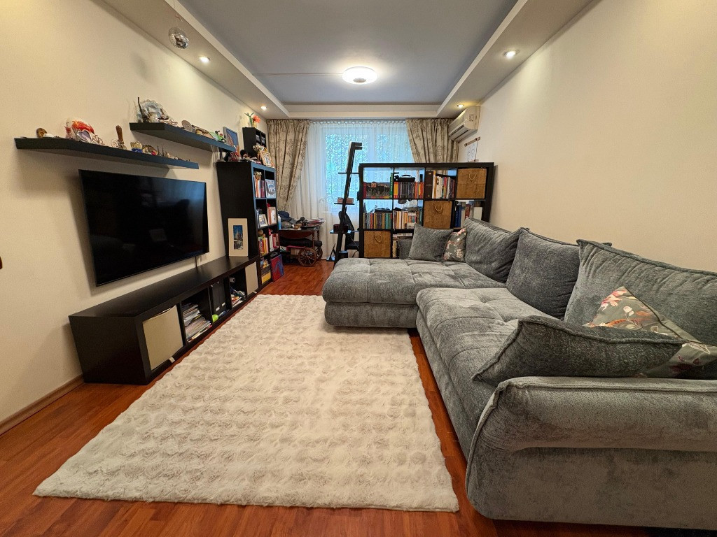 Apartament 3 camere zona Dristor