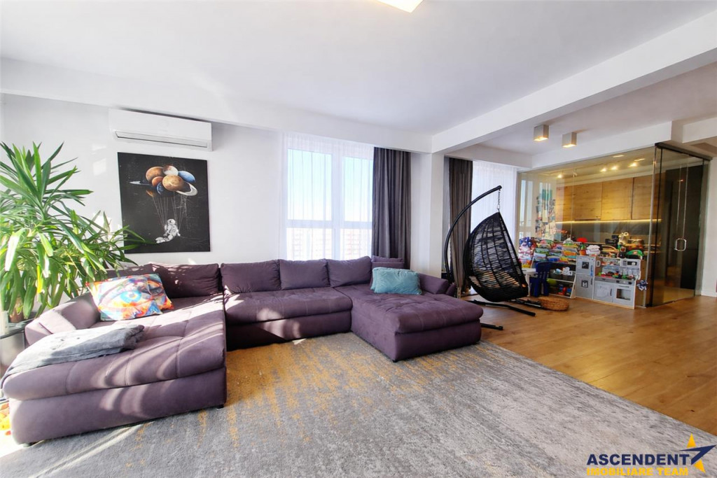 Eleganta la inaltime, Penthouse cu design unic, terasa de 40