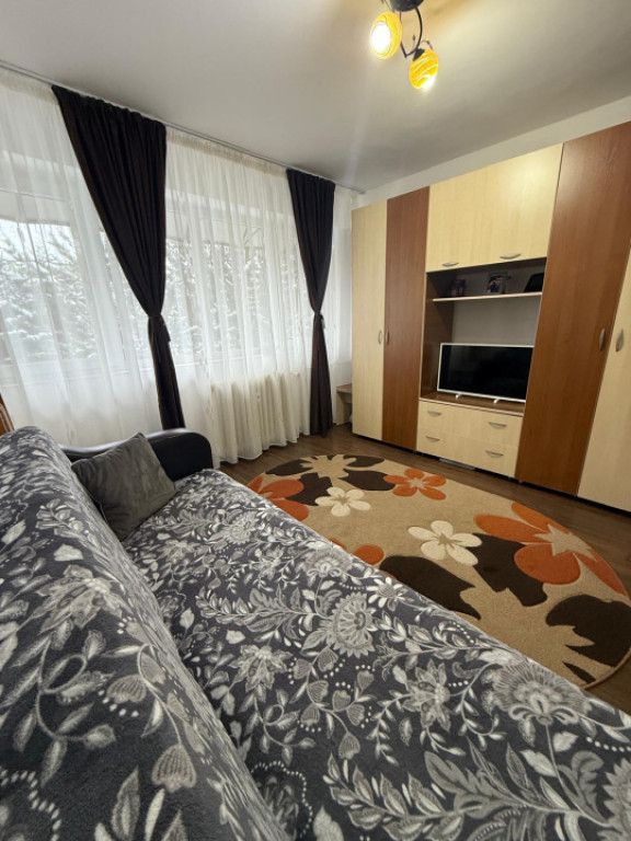 Camera de cămin, 21 mp, zona Sarari