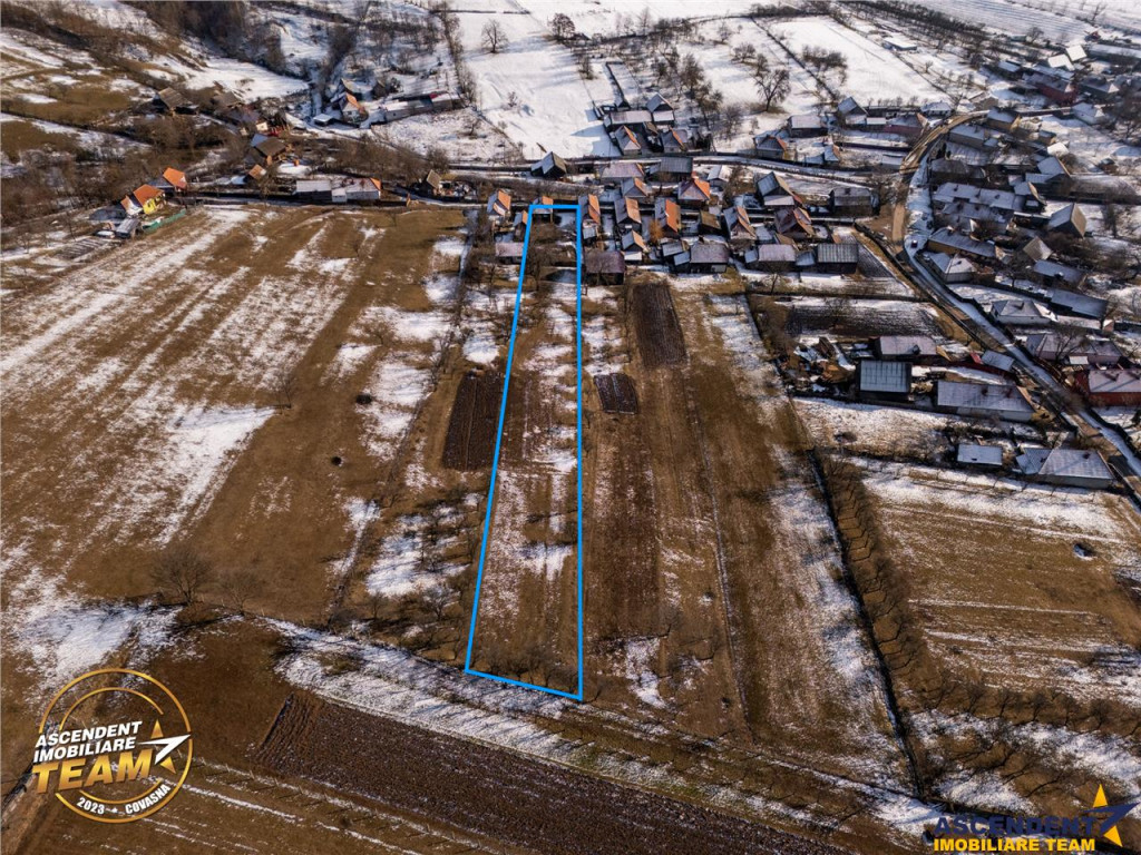 FILM!Terenuri intravilane,3 parcele, remarcabil areal,lacul