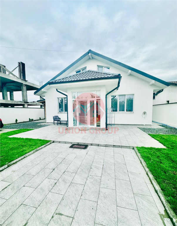 Casa P Pod Mansardat, Lux, Mobilata | Navodari Peninsula