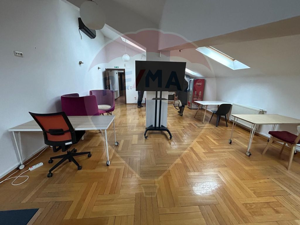 Inchiriere spratiiu birouri 65 mp + locuri parcare Piata ...