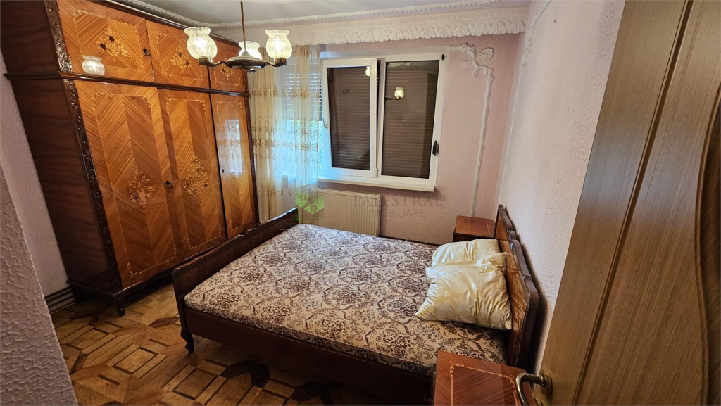 Apartament 2 camere Craiter , decomandat , mobilat-utilat,35