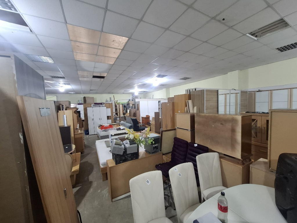 Inchiriez spatiu comercial 360 mp Zona Penny Ared Uta ID:RH-44240-prop