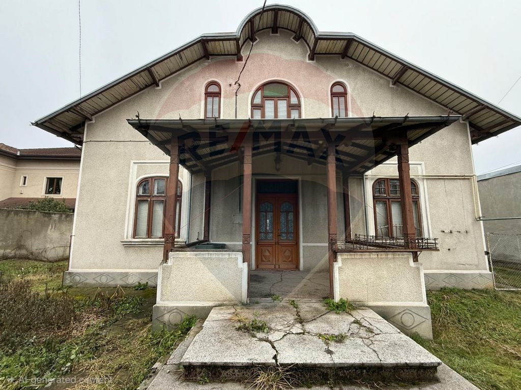 COMISION 0% - Casă interbelică cu 7 camere și teren ge...