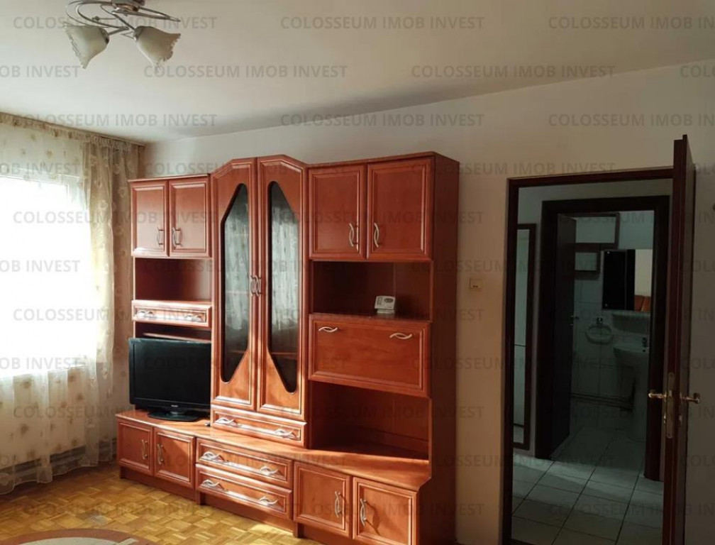 Garsoniera decomandata - zona Garii