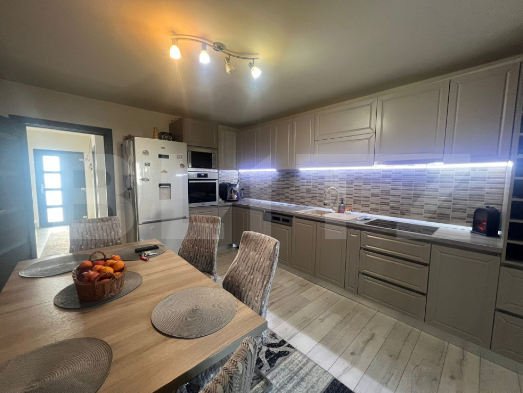 Casă duplex – Weekend Residence, cartier rezidențial lin