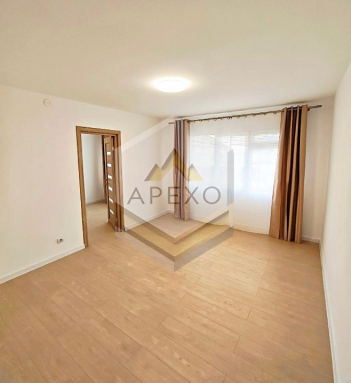 Apartament 2 camere -Renovat | Vad Comercial