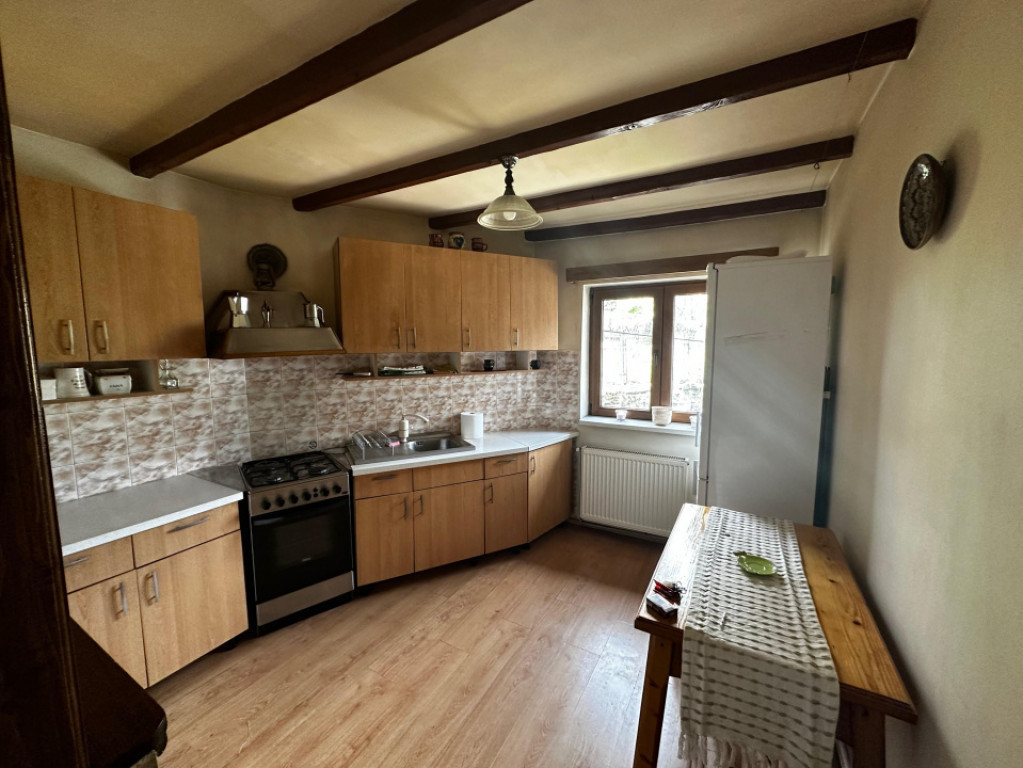 Apartament 3 camere în vilă, 114 mp | Curte | Sinaia