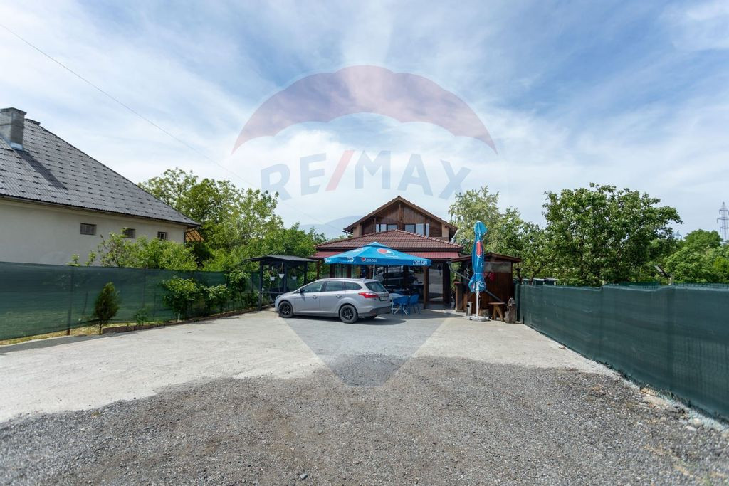 Afacere la cheie | Pensiune + casa de locuit