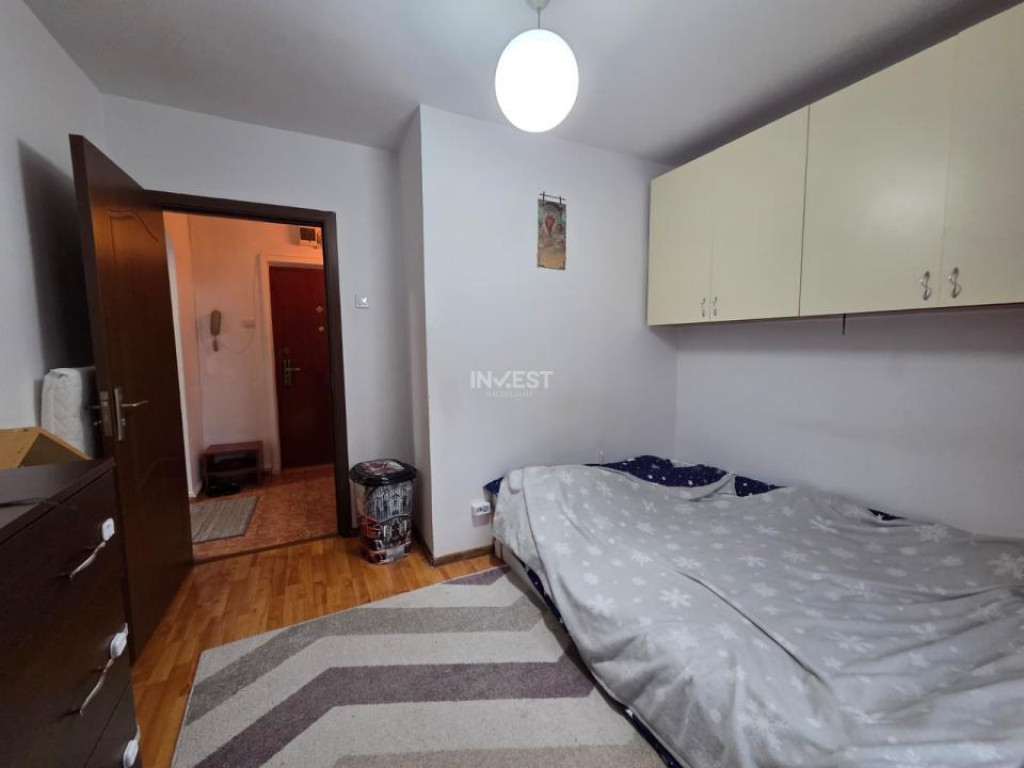 APARTAMENT 2 CAMERE-ETAJ 1-DECOMANDAT-DACIA