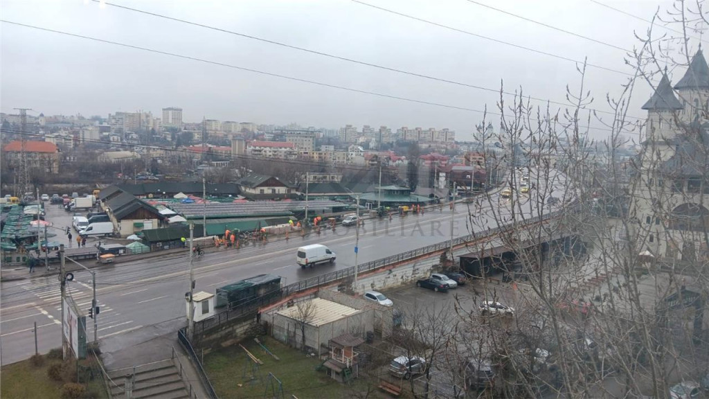 Apartament 3 camere 72mp Alexandru cel Bun