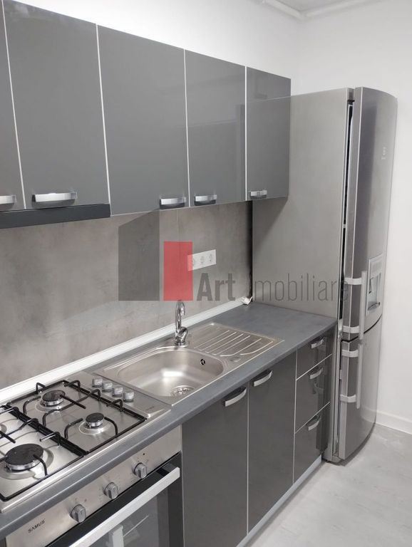 Închiriez ap 2 cam decomandat si loc de parcare-Chiajna...