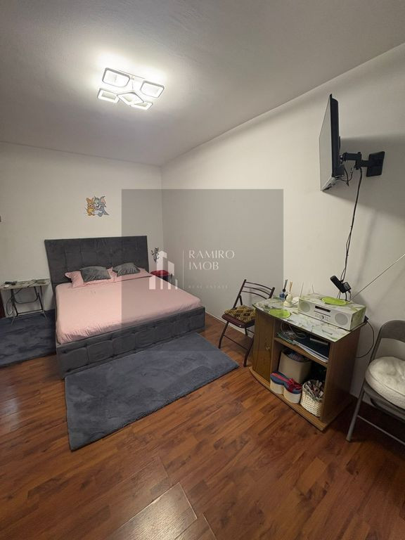 Garsoniera Metrou 1 Decembrie 1918 confort 1