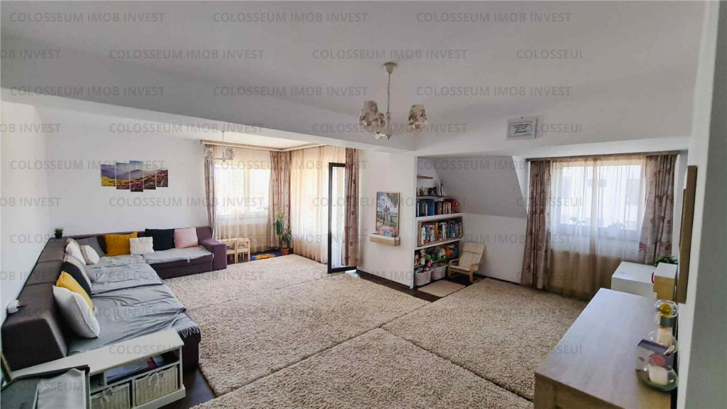 Apartament 3 camere, decomandat - zona Tractorul