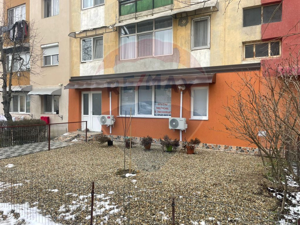 Spațiu comercial de 43.72mp de închiriat în zona Central