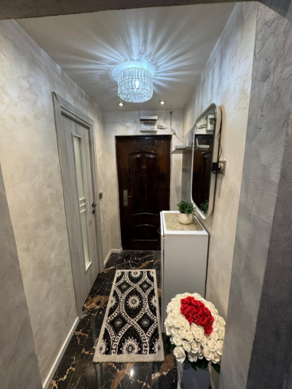 Apartament lux 35 mp Baia Sprie, decomandat, mobilat, AC, et