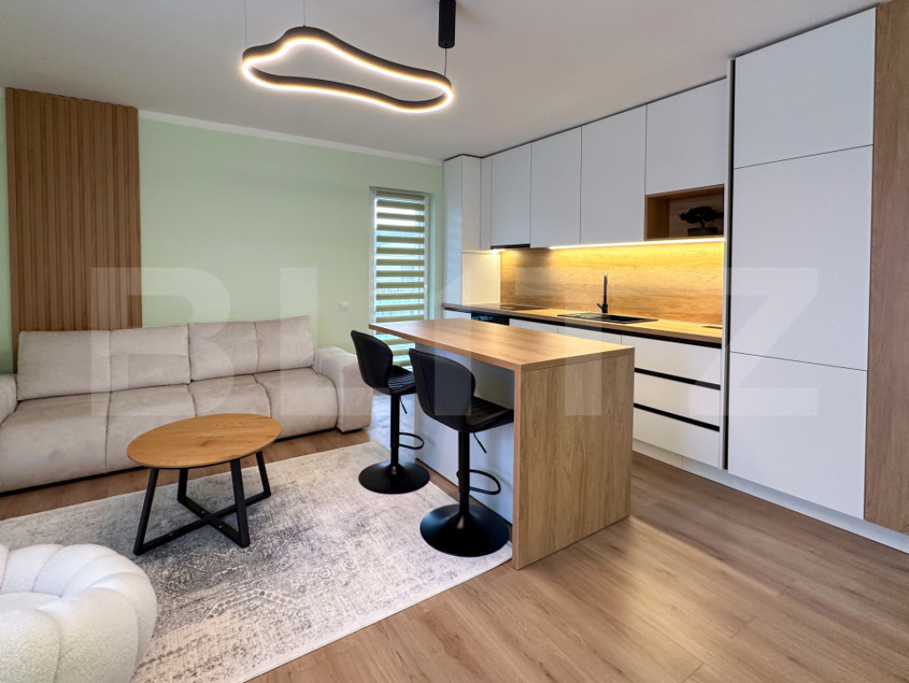 Apartament modern 3 camere, terasa, parcare, zona centrala F