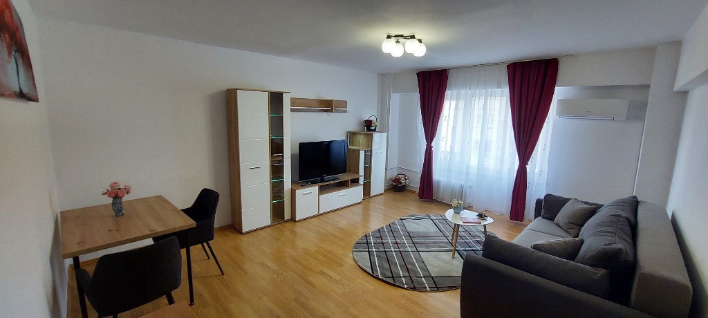Apt. 2cam Calea Călărașilor colt cu Matei Basarab,5 min. metrou Muncii
