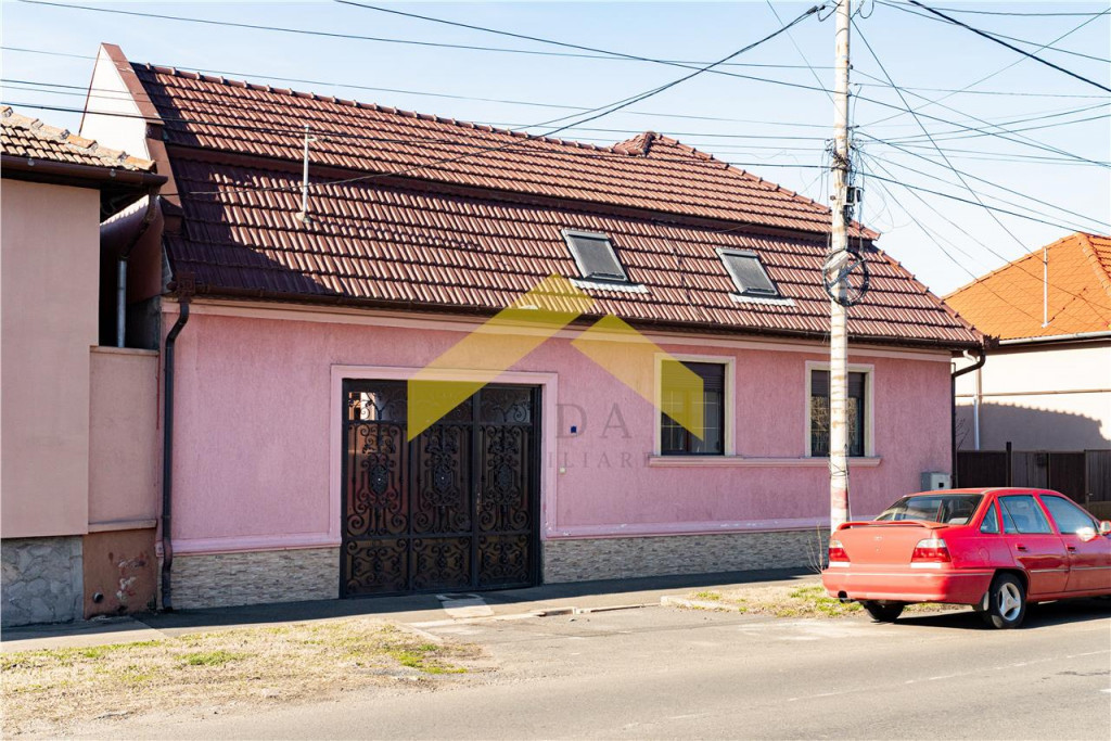 Casa in zona Parneava 5 camere de