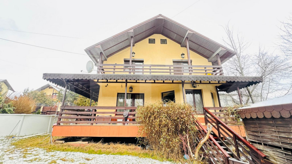 Vilă 5 camere, 136 mp, zona Bucium -Bârnova