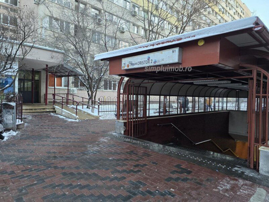 2 camere , etaj 4 din 8 anvelopat metrou Dristor 350 metri