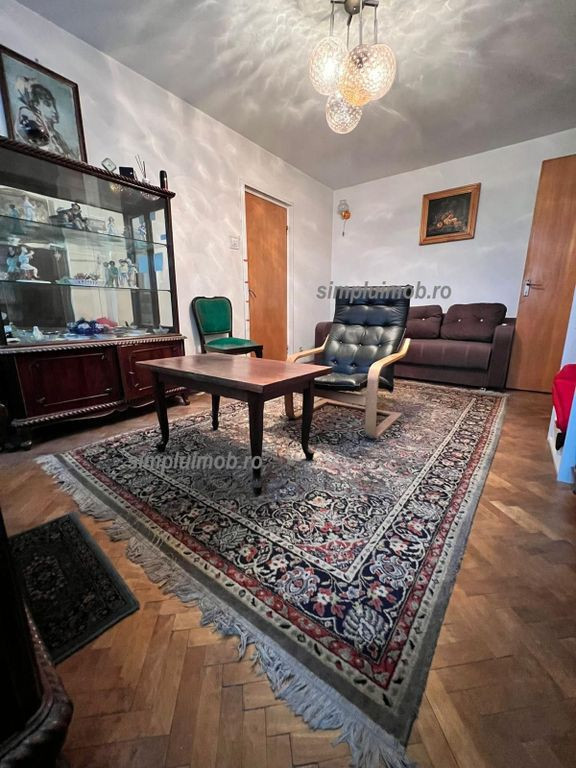 2 camere metrou Dristor etaj 4 din 10 se accepta credit