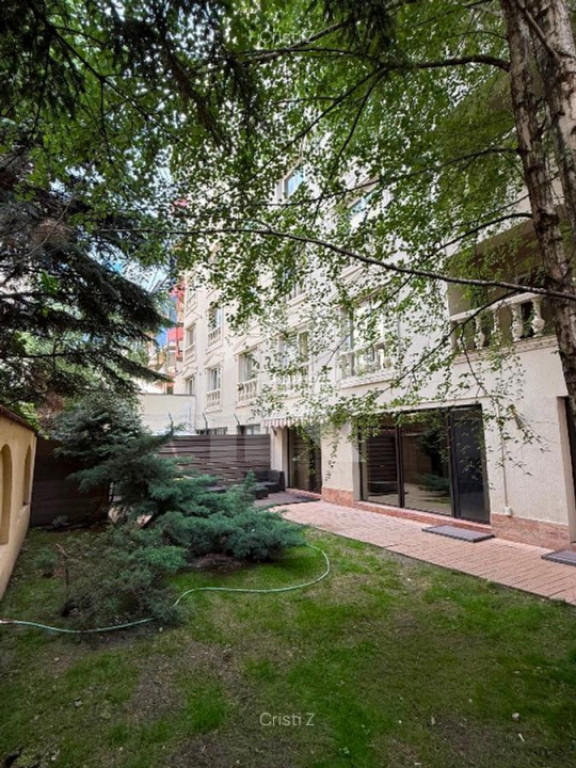 De inchiriat | Apartament 3 Camere+Curte 100MP | Herastrau-N