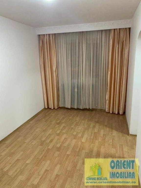 Km 4-5, 2 camer, parter, apartament de vanzare, Constanta