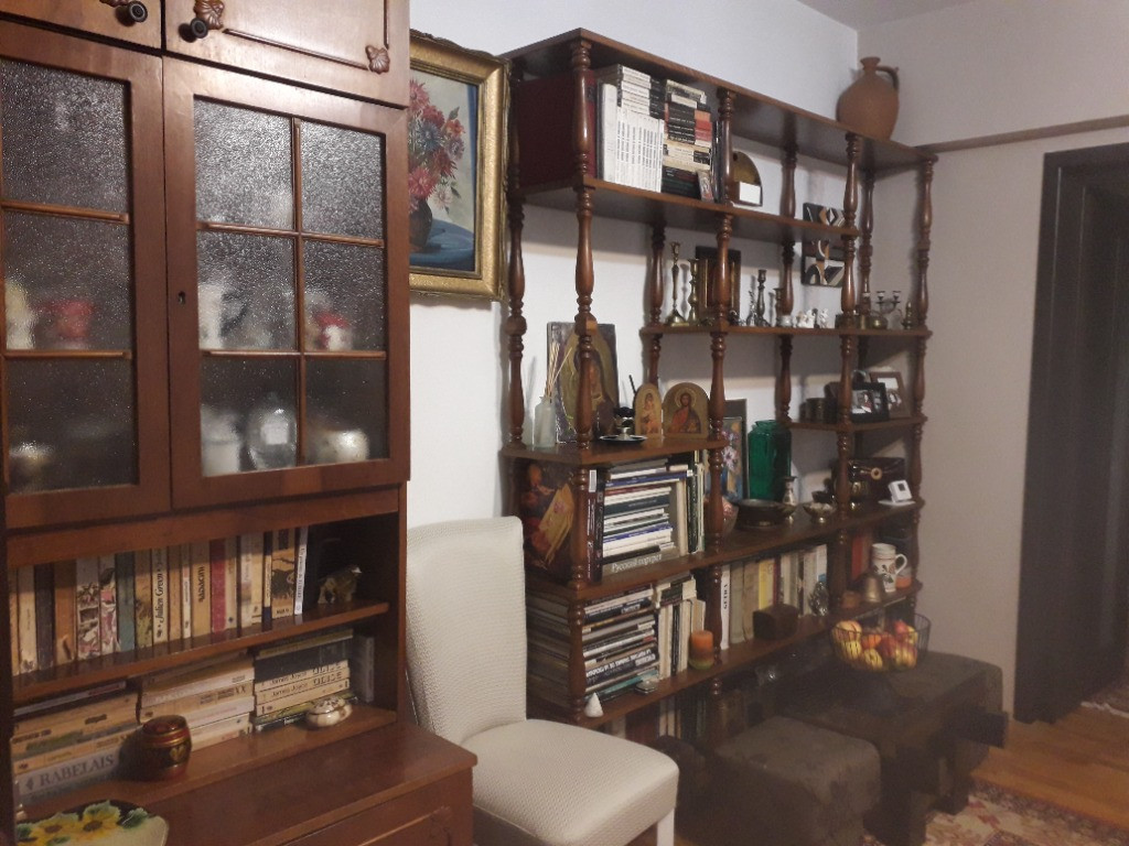 Apartament Cu 3 Camere Semidecomandate - Etaj 2 - Zona Ultracentral