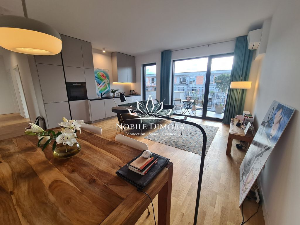 Paltim - Apartament de lux cu 3 camere si parcare subterana