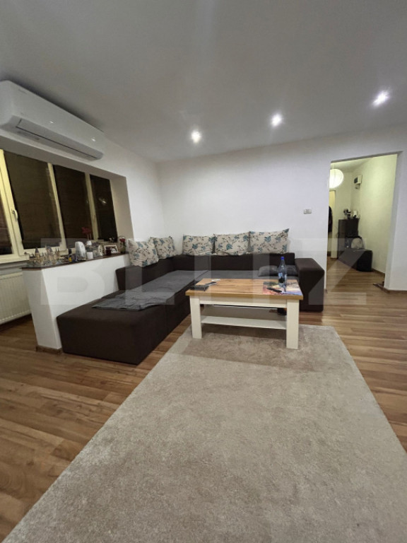 Apartament 3 camere, 67 mp, zona Lipovei
