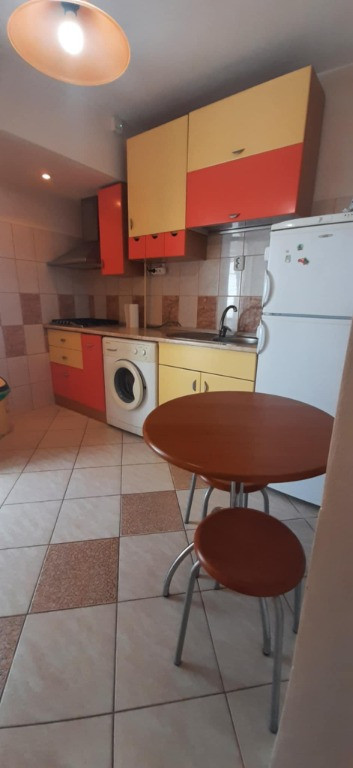 DOROBANTI GARSONIERA