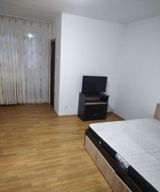 Iancului parter semidecomandat