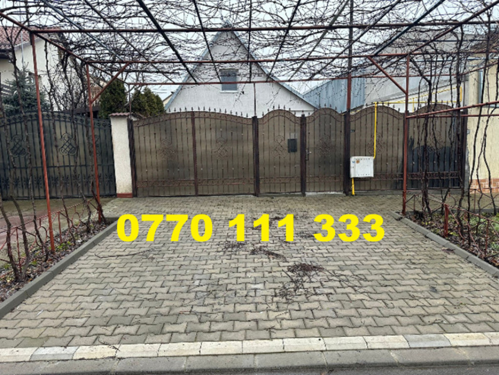 - Casa Parter+Mansarda, zona Islaz.