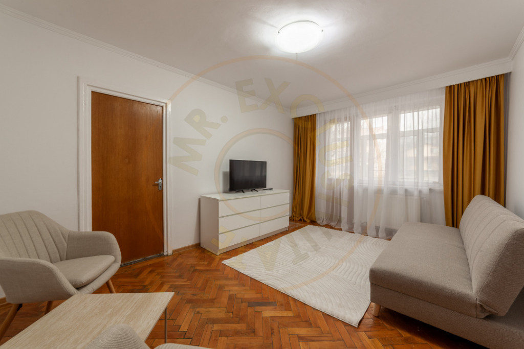 Apartament 2 camere semidecomandat langa Gara Pitesti
