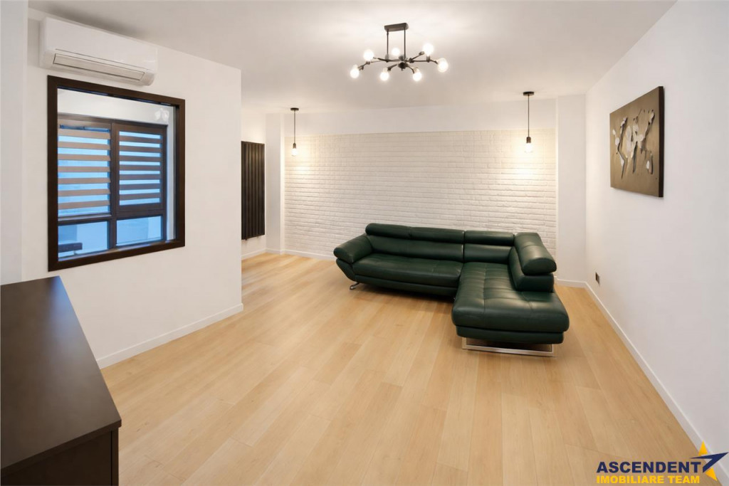 Tur 3D! Rezidenta LUX Space in Centru Civic Brasov.