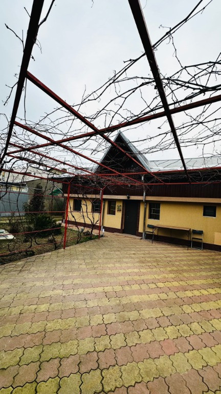 Bucureștii noi - Sos. Chitilei casa de închiriat proprietar