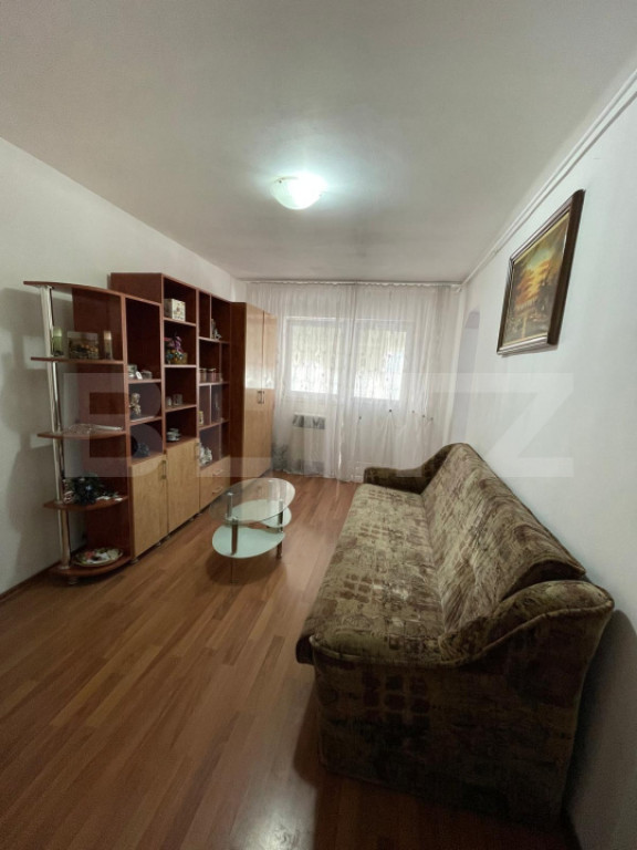 Garsoniera 22.68 mp, zona Blocuri, campia Turzii