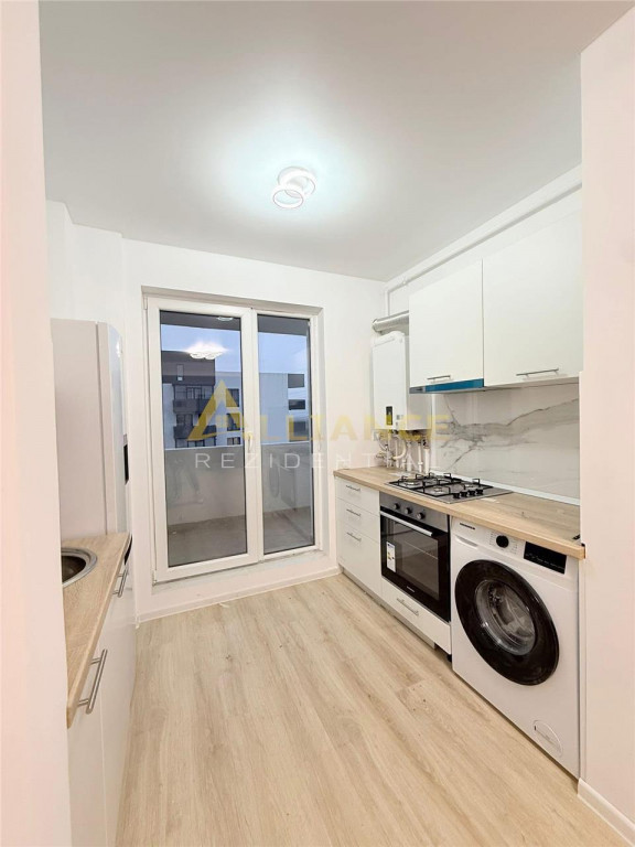 STUDIO PARCARE SUBTERANA MOBILAT UTILAT - 93.900€