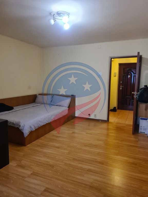 Garsoniera de vanzare